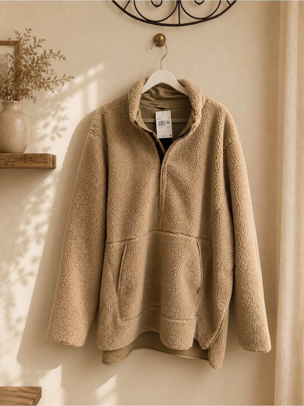 Nike Men’s Yoga Sherpa Pullover Sweatshirt - Picture 2 of 6